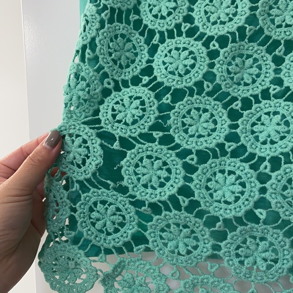 Banana Republic Green Crocheted Sleeveless Top - Picture 6 of 6